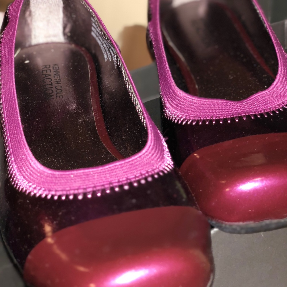 Plum dress flats by Kenneth Cole Reaction